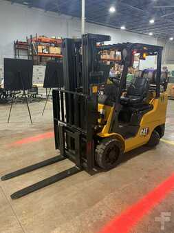 Propane Forklifts 2017  CAT Lift Trucks 2C6000 (2)