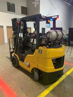 Propane Forklifts 2017  CAT Lift Trucks 2C6000 (3)