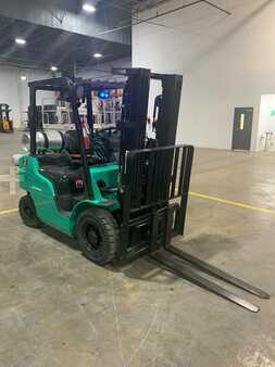 Propane Forklifts 2020  Mitsubishi FG25N5 (1)