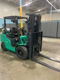 Propane Forklifts 2019  Mitsubishi FG30N5 (1)
