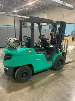 Propane Forklifts 2019  Mitsubishi FG30N5 (3)