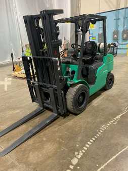 Propane Forklifts 2019  Mitsubishi FG30N5 (2)