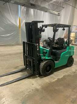 Propane Forklifts 2019  Mitsubishi FG30N5 (1)