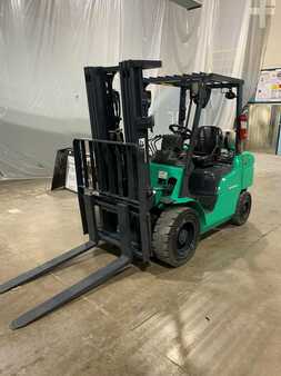 Propane Forklifts 2019  Mitsubishi FG30N5 (2)