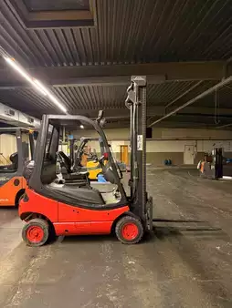 Dieselstapler 2000  Linde H16D Seitenschieber (9)