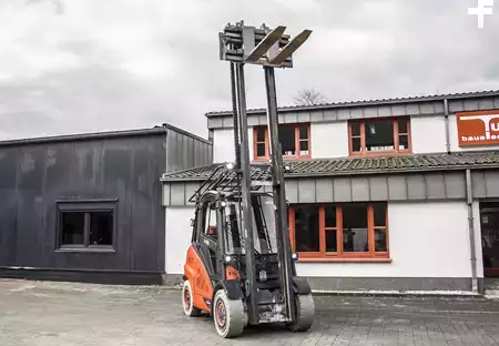 Treibgasstapler 2019  Linde H50 EVO Seitenschieber AC (1)