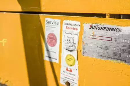 Eléctrico - 3 rodas 1991  Jungheinrich EFG 510 3,5m Seitenschieber (11)