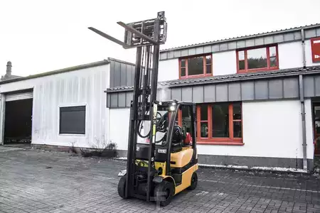 Carretilla elevadora GLP 2020  Yale GLP18 Zinkenverstellgerät 2020 (1)