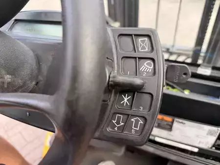LPG VZV 2019  Yale GLP35 Vollkabine Teleskop Top! (15)