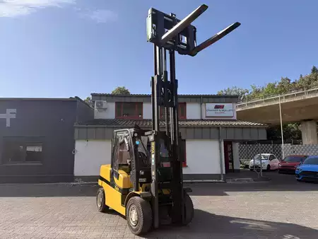 LPG heftrucks 2020  Yale GLP45VX original BS Zinkenverstellgerät (1)