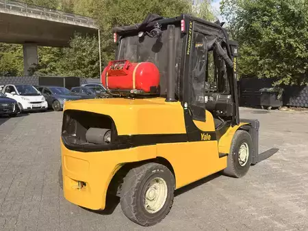 LPG heftrucks 2020  Yale GLP45VX original BS Zinkenverstellgerät (16)