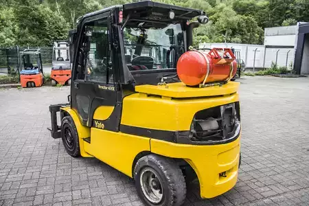 LPG heftrucks 2020  Yale GLP45 5000KG Drehgerät Zinkelverstell Seitenscheiber (4)