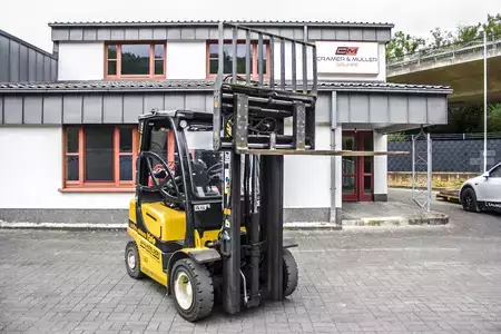 Treibgasstapler 2020  Yale GLP20 Gas Freihub Seitenschieber Zinkelverstellgerät (2)