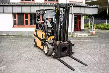 Wózki gazowe 2020  Yale GLP30 2020 Drehgerät Freihub Triplex (3)
