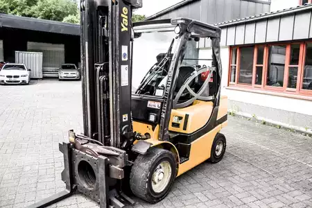 Wózki gazowe 2020  Yale GLP30 2020 Drehgerät Freihub Triplex (8)