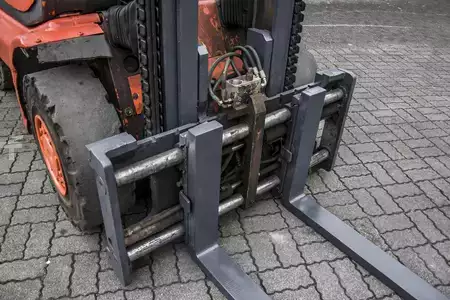 Dieselstapler 2003  Linde H45 352 4500kg Zinkenverstellgerät (8)