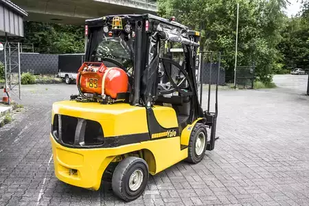 LPG VZV 2020  Yale GLP35 STVZO 3500KG Seitenscheiber (25)
