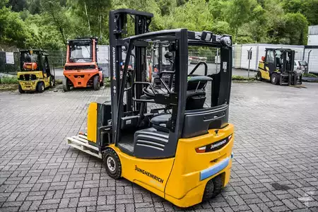 Elektro 3 Rad 2015  Jungheinrich EFG215 Elektro Triplex 5,5m Freihub Refurbished (7)