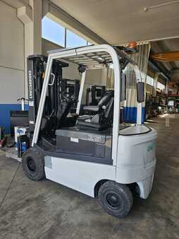 Electric - 4 wheels 2017  Unicarriers QX2-25 (1)