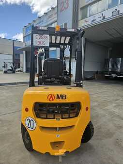 Dízel targoncák 2022  MB Forklift CPCD-25T (2)