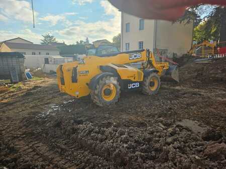 JCB 535.125