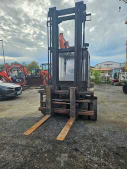 Chariots élévateurs diesel 1996  Clark DPL 60 (10)