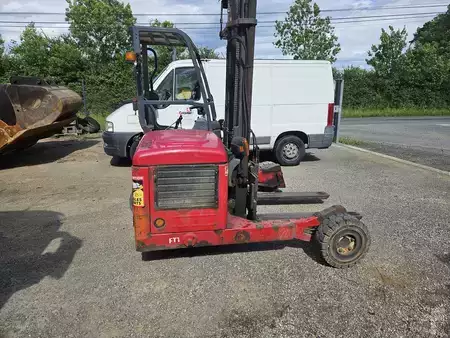 Chariots élévateurs diesel 2007  Moffett M4 20.3 (5)