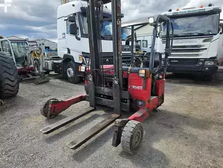 Chariots élévateurs diesel 2007  Moffett M4 20.3 (7)