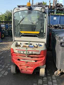 Carrelli elevatori a gas naturale - Still RX70-16T (2)