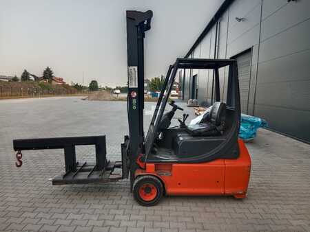 3-wiel elektrische heftrucks 1997  Linde E15 (10)