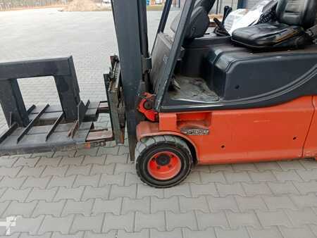 3-wiel elektrische heftrucks 1997  Linde E15 (9)