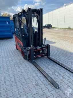 4-wiel elektrische heftrucks 2018  Linde E30HL-01 (5)