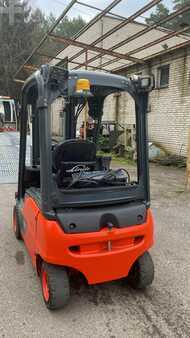 4-wiel elektrische heftrucks 2017  Linde E16P-02 (10)