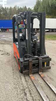 4-wiel elektrische heftrucks 2017  Linde E16P-02 (11)