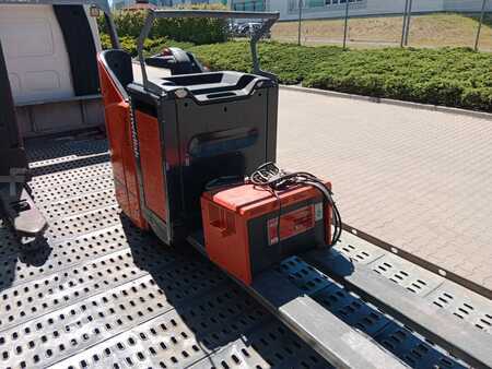 Nízkozdvižný vozík 2017  Linde T25SP (3)