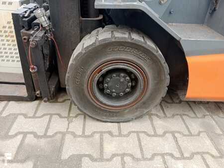 Chariots électriques à 4 roues - Toyota FBMF25 (5)