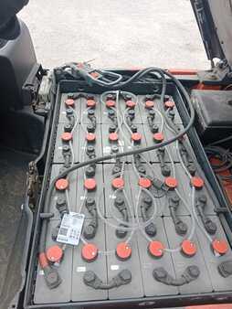 3-wiel elektrische heftrucks - Linde E16C-02 (10)