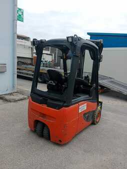 3-wiel elektrische heftrucks - Linde E16C-02 (8)