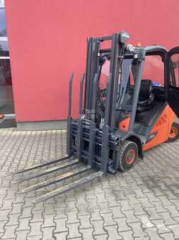 LPG heftrucks 2017  Linde H25T-02 (1)