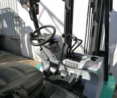 LPG Forklifts 2008  Mitsubishi FG35NT (wózek nr 31) (4)