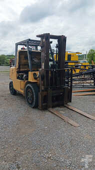 LPG Forklifts - CAT Lift Trucks GP40K (5)