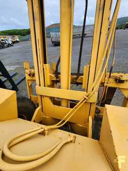 Gasoline Forklifts - Hyster p165a (6)