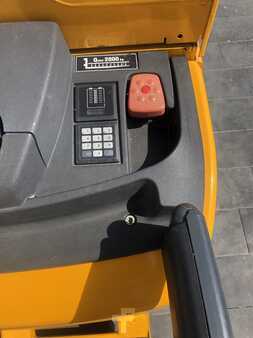 Niederhubwagen 2014  Jungheinrich ERE 120 (4)