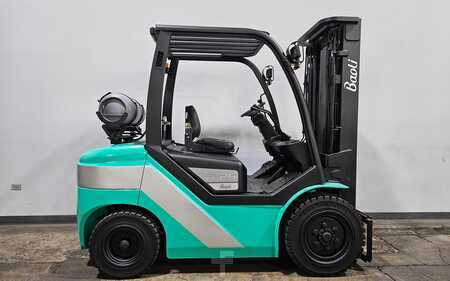 LPG Forklifts 2016  Baoli KBG25 (4)