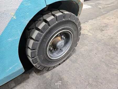 Propane Forklifts 2022  Baoli KBG25 (15)