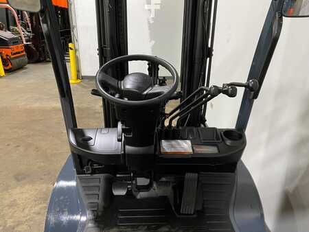 Propane Forklifts 2011  Toyota 8FGU30 (11)