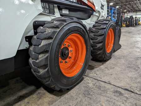 Chariot élévateur diesel 2018  Bobcat S550 (8)