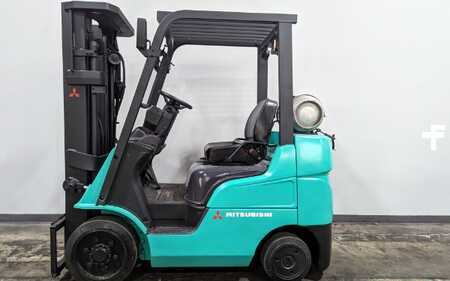 Propane Forklifts 2018  Clark S25CL (13)