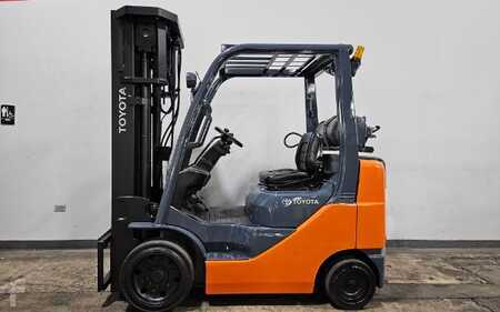 Propane Forklifts 2018  Clark S25CL (14)