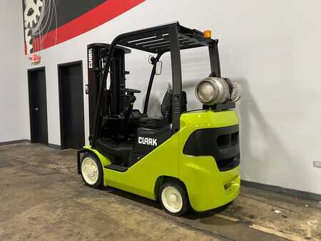 Propane Forklifts 2018  Clark S25CL (2)
